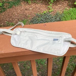 Lewis N Clark tan belt bag